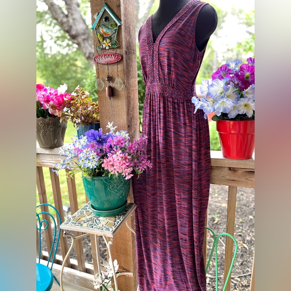 Spense Red Multi-Color Streaked Pattern Sleeveles… - image 3